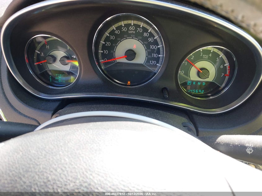 2011 CHRYSLER 200 LIMITED · Фото 7