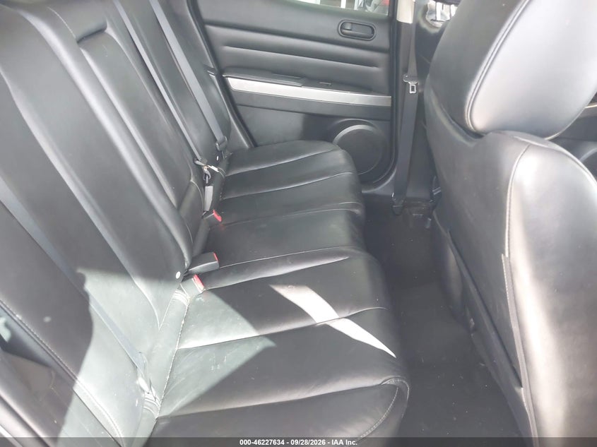 2011 MAZDA CX-7 S TOURING · Фото 8