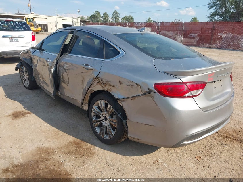 2015 CHRYSLER 200 LIMITED · Фото 3