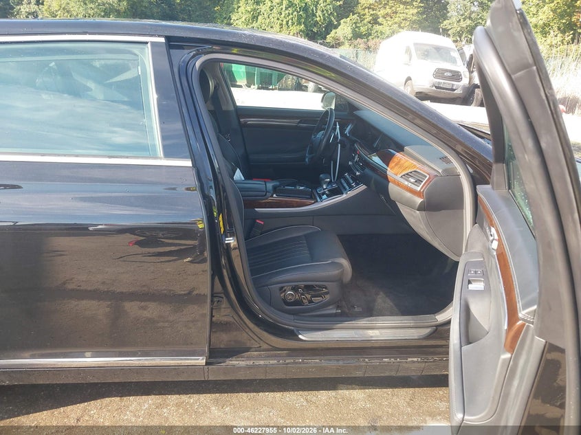 GENESIS G90 2019 VIN KMTF34JA7KU056823
