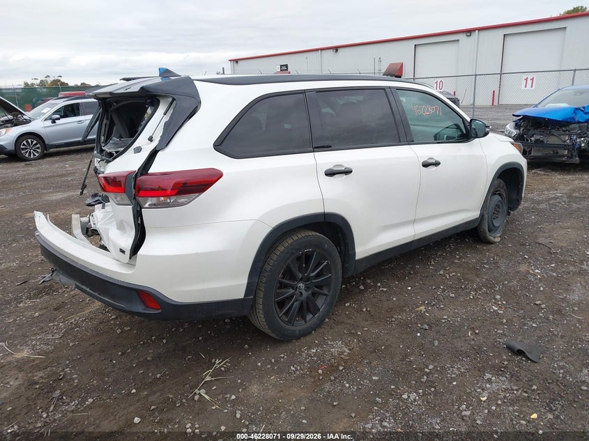 TOYOTA HIGHLANDER - zdjęcie 4
