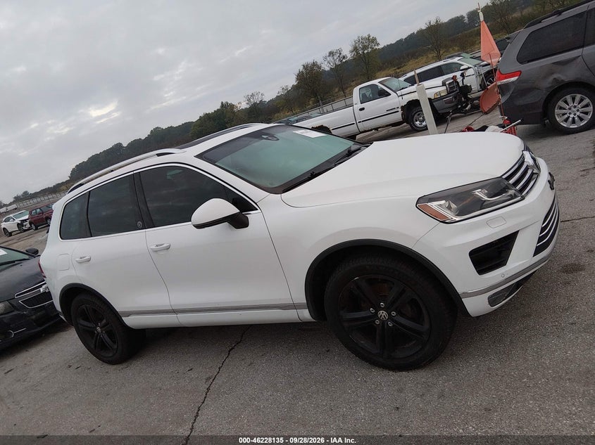 VOLKSWAGEN TOUAREG 2017 VIN WVGRF7BP9HD003990