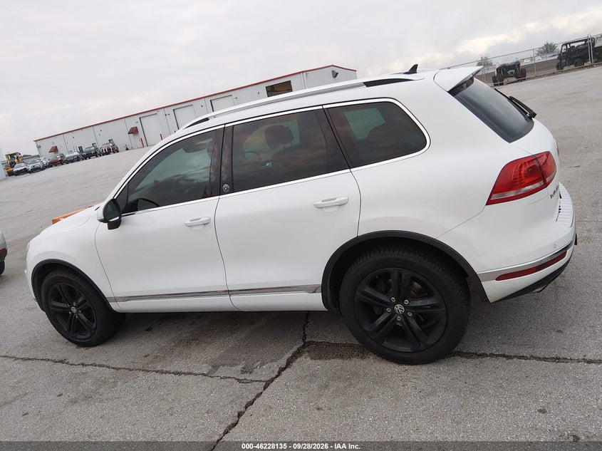 VOLKSWAGEN TOUAREG 2017 VIN WVGRF7BP9HD003990