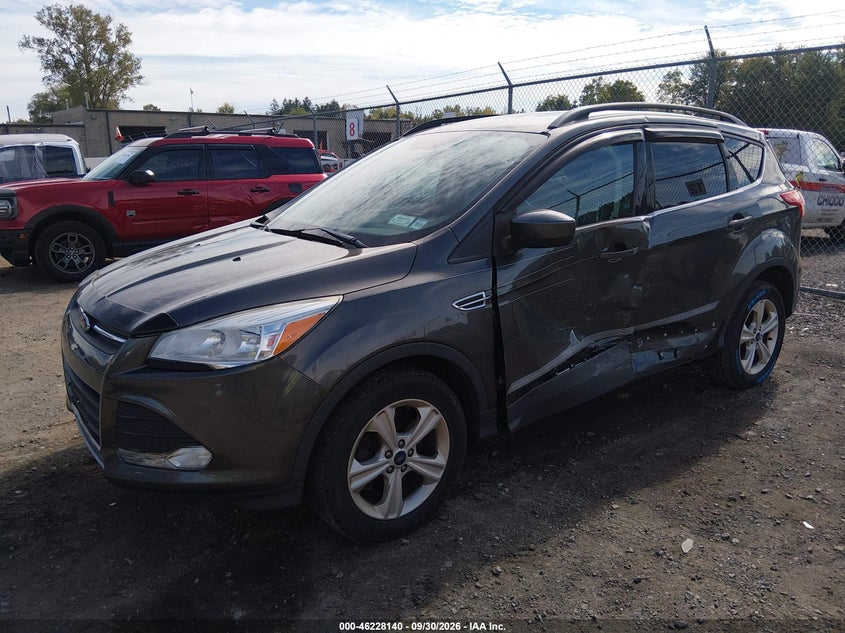 2016 Ford Escape Se, Left Side, IAAI, VIN 1FMCU9GX7GUC22932 — photo 2