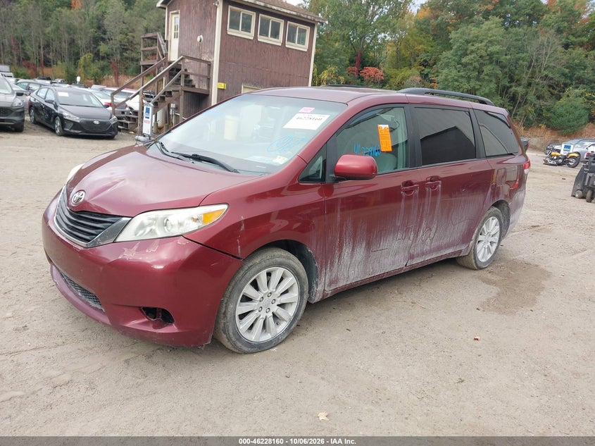 Vin: 5tdjk3dc9bs012958, lot: 46728148, toyota sienna le 20112