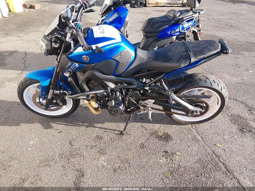 YAMAHA FZ09 2016