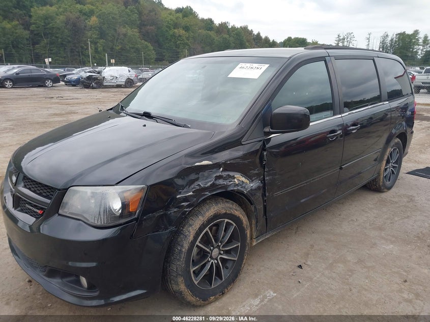 2015 DODGE GRAND CARAVAN R/T · Фото 2