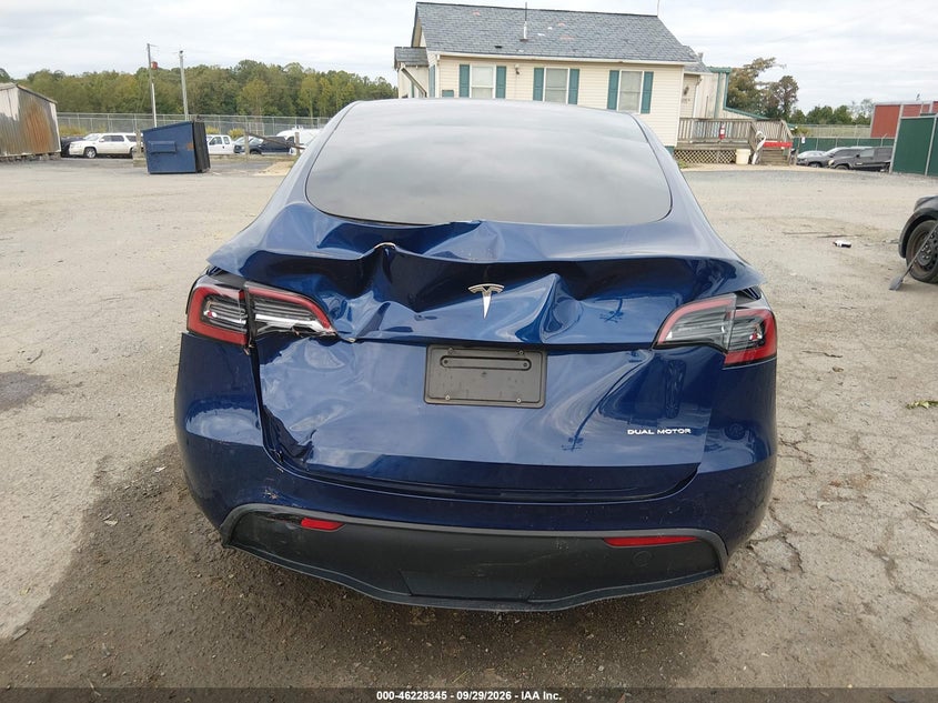 TESLA MODEL Y - zdjęcie 17