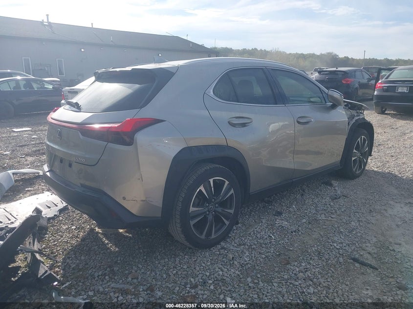 LEXUS UX 200 - zdjęcie 4