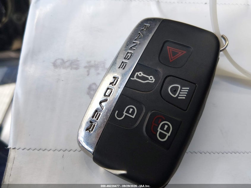 LAND ROVER RANGE ROVER - zdjęcie 11