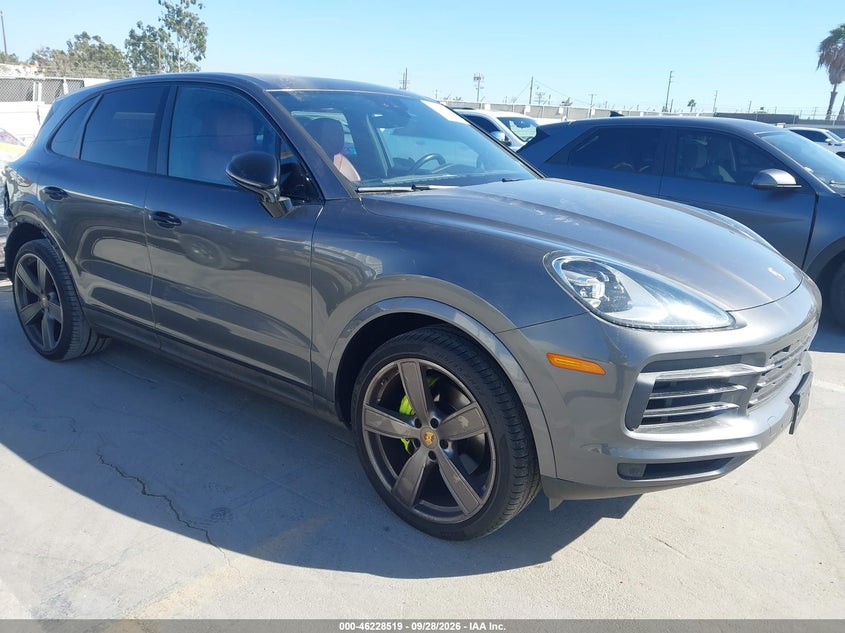 PORSCHE CAYENNE E-HYBRID - zdjęcie 1