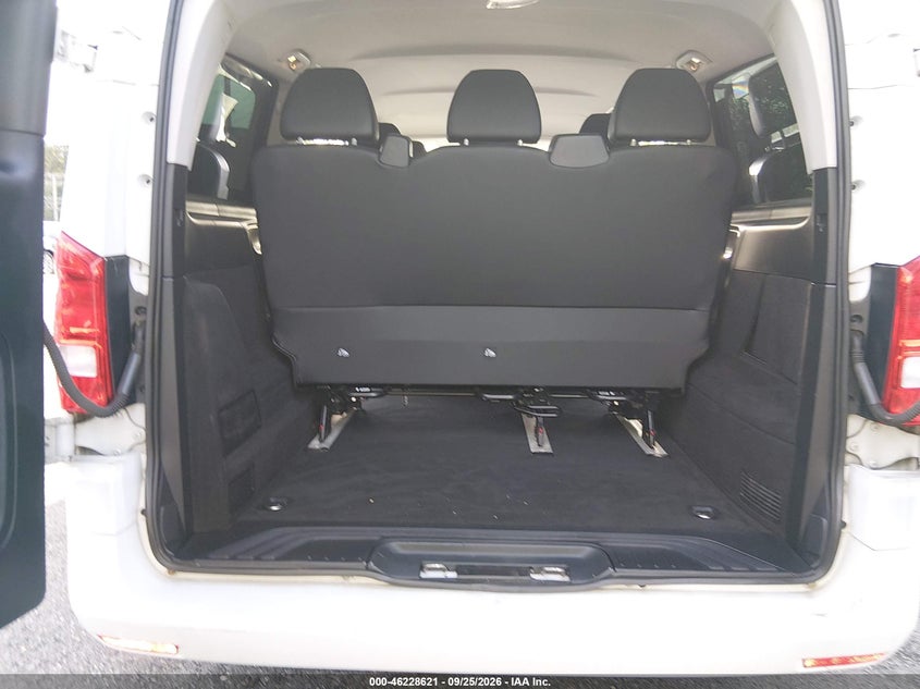 MERCEDES-BENZ METRIS 2016 VIN WD4PG2EE9G3142095