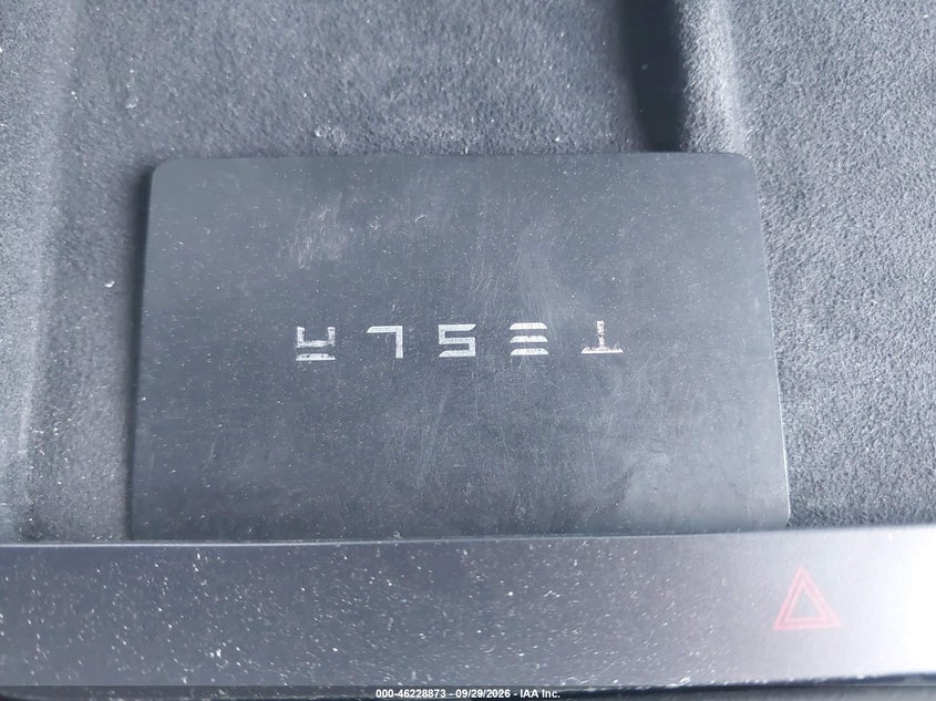 TESLA MODEL X - zdjęcie 11
