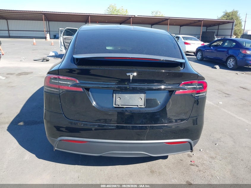 TESLA MODEL X - zdjęcie 16