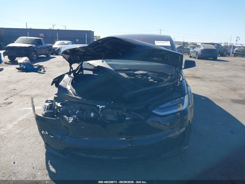 TESLA MODEL X - zdjęcie 6