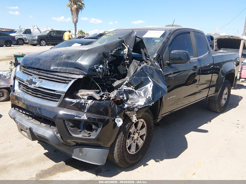 2018 Chevrolet Colorado Wt, Left Front, IAAI, VIN 1GCHSBEAXJ1209249 — photo 2