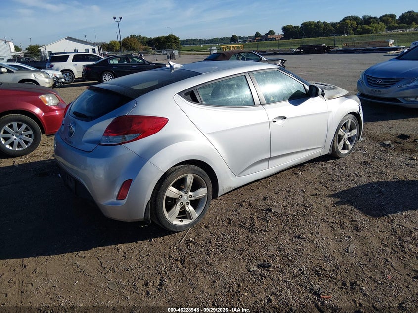 Vin: kmhtc6ad9cu029031, lot: 46728936, hyundai veloster base w/black 20124