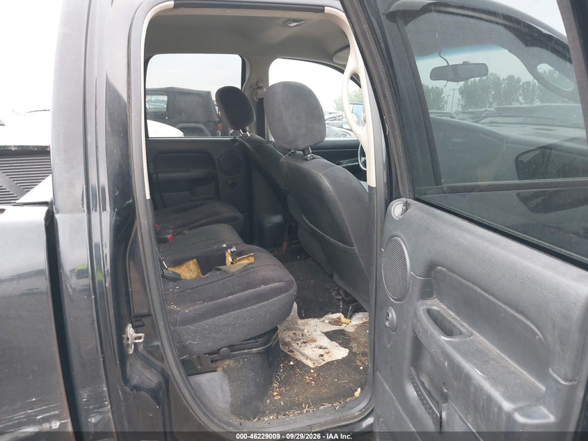 DODGE RAM 1500 2004 VIN 1D7HU18D24S738449