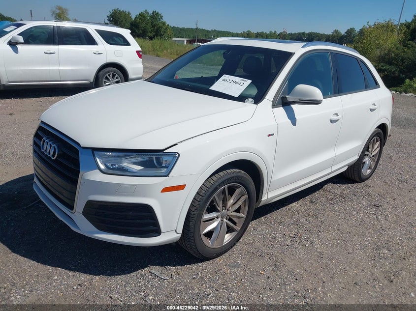 Фото 2 - AUDI Q3
