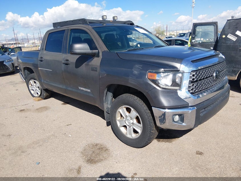 TOYOTA TUNDRA - zdjęcie 1