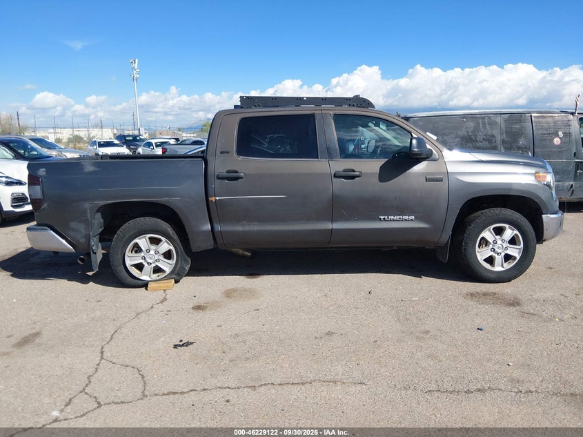 TOYOTA TUNDRA - zdjęcie 14