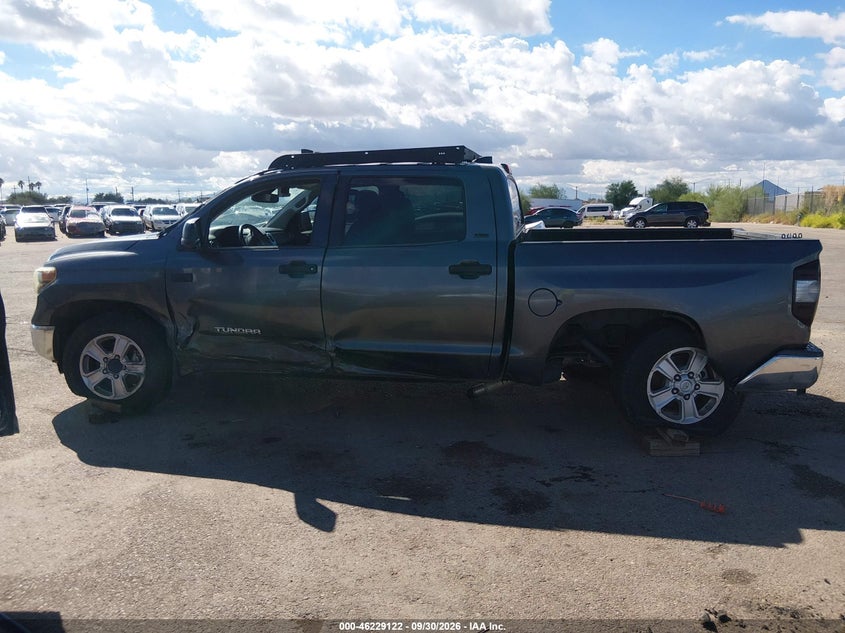 TOYOTA TUNDRA - zdjęcie 15