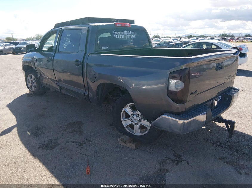 TOYOTA TUNDRA - zdjęcie 3