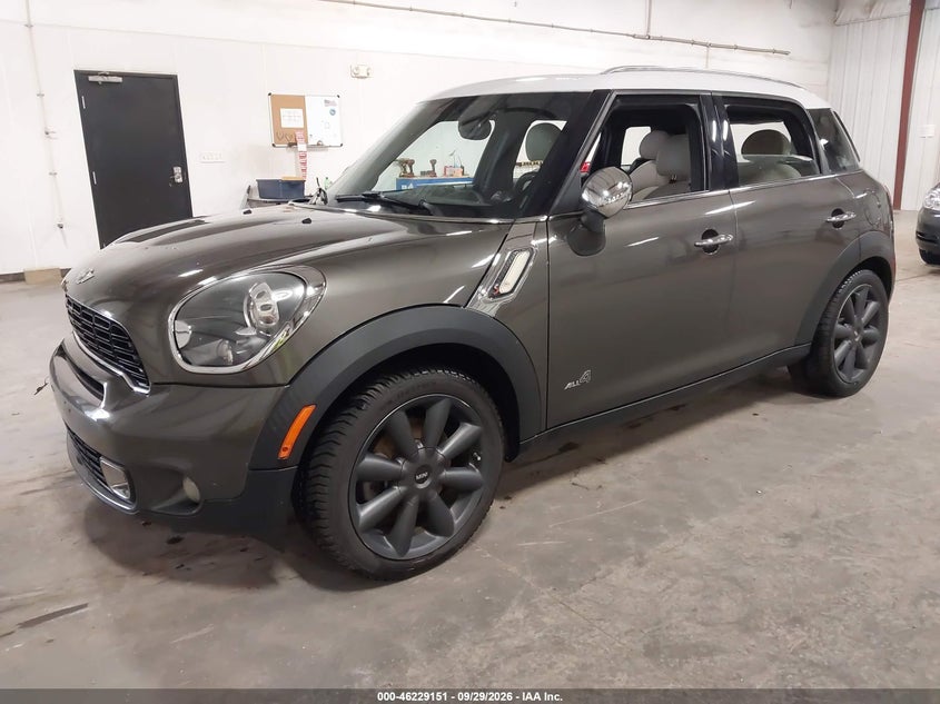 2012 MINI COOPER S COUNTRYMAN · Фото 2