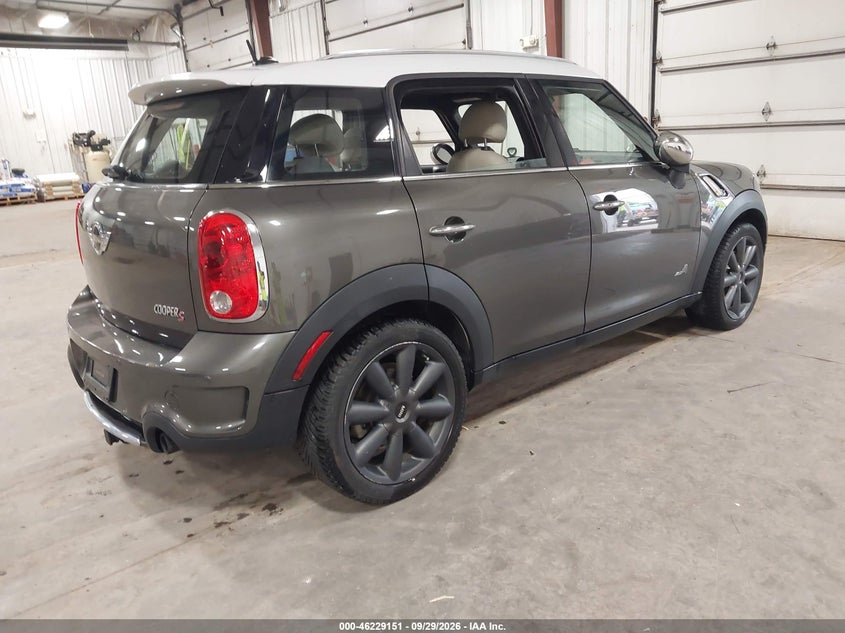 2012 MINI COOPER S COUNTRYMAN · Фото 4