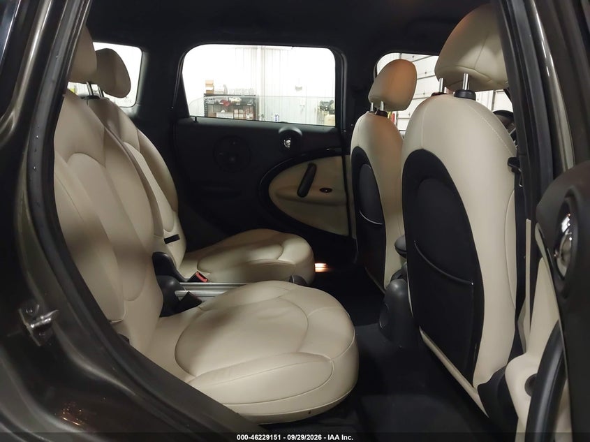 2012 MINI COOPER S COUNTRYMAN · Фото 8