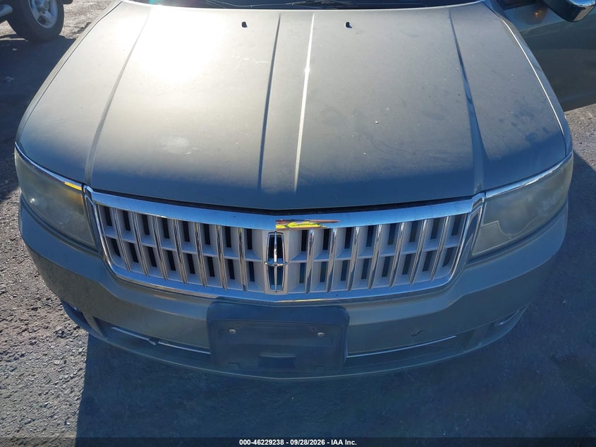 Фото 6 - LINCOLN MKZ