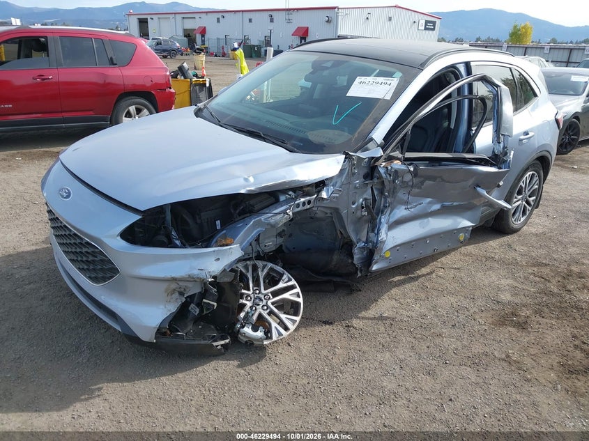 Vin: 1fmcu9h65nub61759, lot: 46729482, ford escape sel 20222