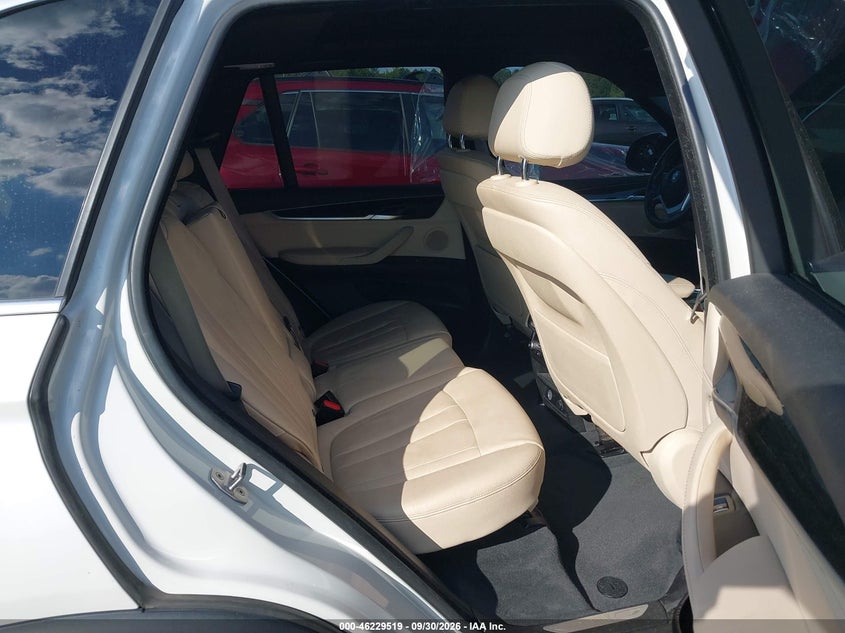 BMW X5 - zdjęcie 8