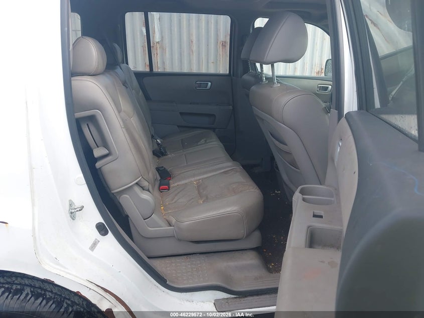 HONDA PILOT 2011 VIN 5FNYF3H62BB033971