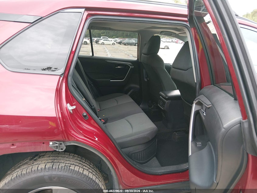 TOYOTA RAV4 - zdjęcie 8