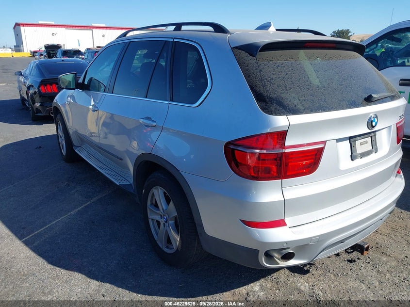 Vin: 5uxzw0c57d0b96068, lot: 46729613, bmw x5 xdrive35d 20133