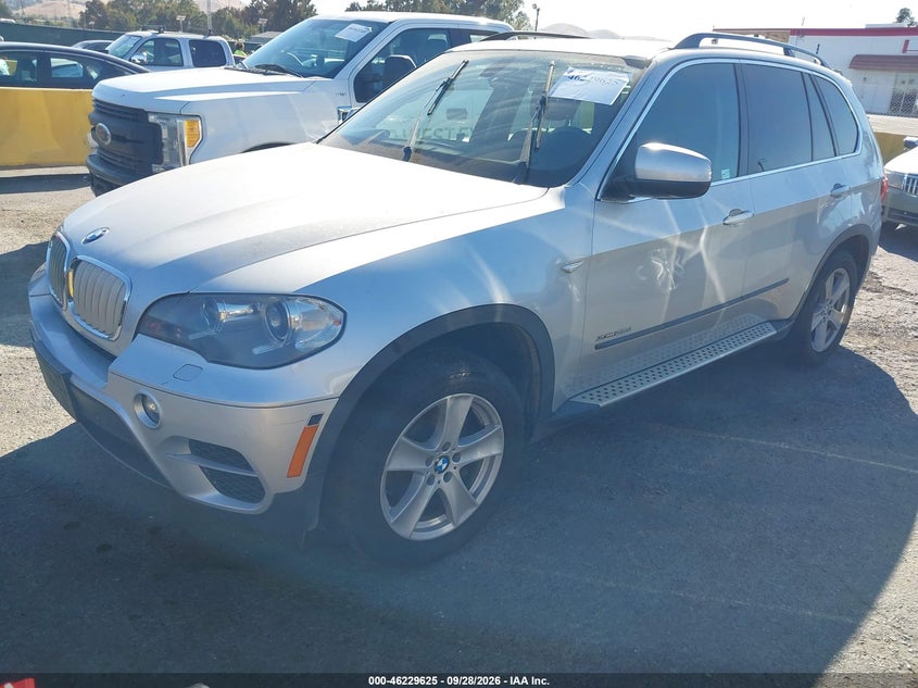 2013 BMW X5 auction photo 2
