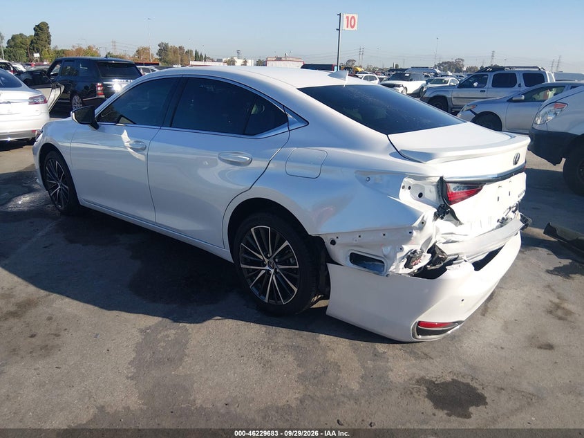 LEXUS ES 300H - zdjęcie 3
