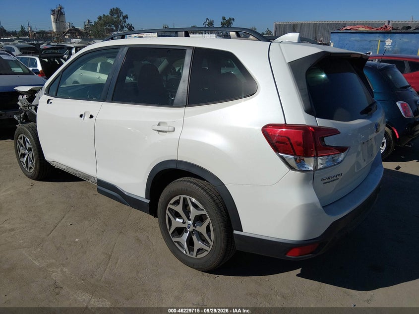 Vin: jf2skaec2nh416539, lot: 46729703, subaru forester premium 20223