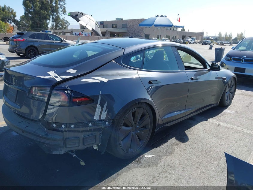 2023 TESLA MODEL S auction photo 4