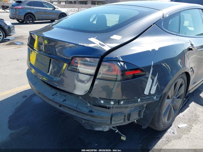 2023 TESLA MODEL S auction photo 6