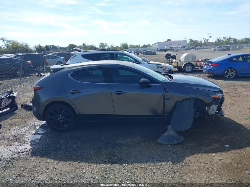 MAZDA MAZDA3 - zdjęcie 14