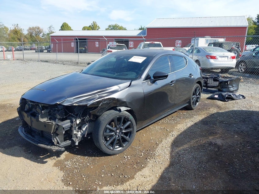 MAZDA MAZDA3 - zdjęcie 2