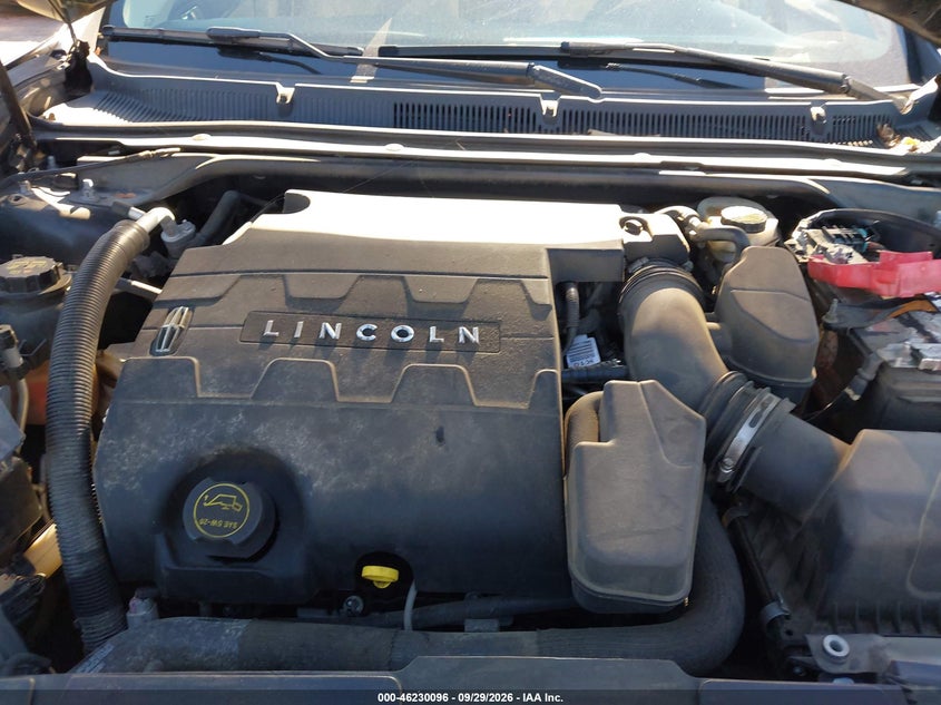 2016 LINCOLN MKS · Фото 10