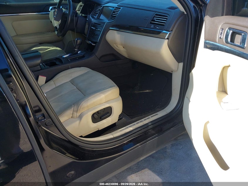 2016 LINCOLN MKS · Фото 5