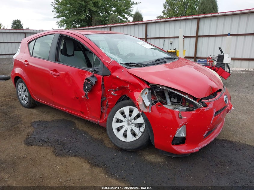 Vin: jtdkdtb32d1535367, lot: 46730135, toyota prius c one 20131