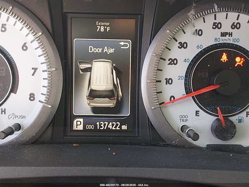 TOYOTA SIENNA - zdjęcie 15