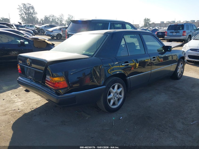 MERCEDES-BENZ 300 1991 VIN WDBEA30D0MB381199