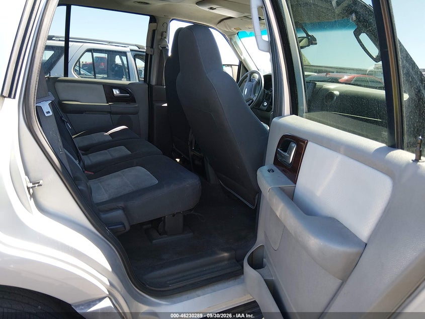 FORD EXPEDITION 2004 VIN 1FMEU15W44LA22273