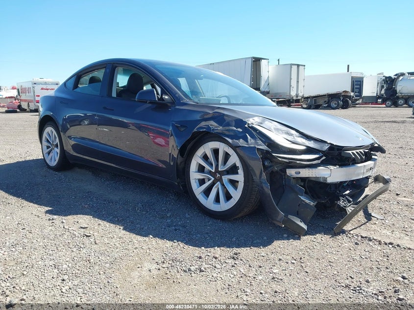 TESLA MODEL 3 - zdjęcie 6